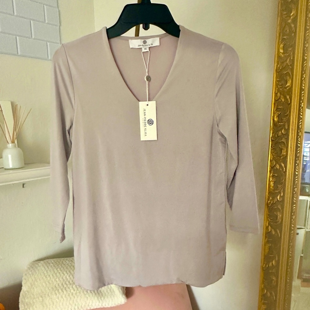 JEAN-PIERRE KLIFA V-Neck Top - NWT